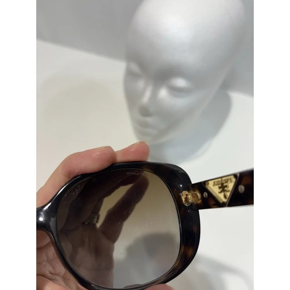 VTG PRADA SPR 150 Oversized Butterfly Designer Sunglasses 57 16 2AU ITALY Descri